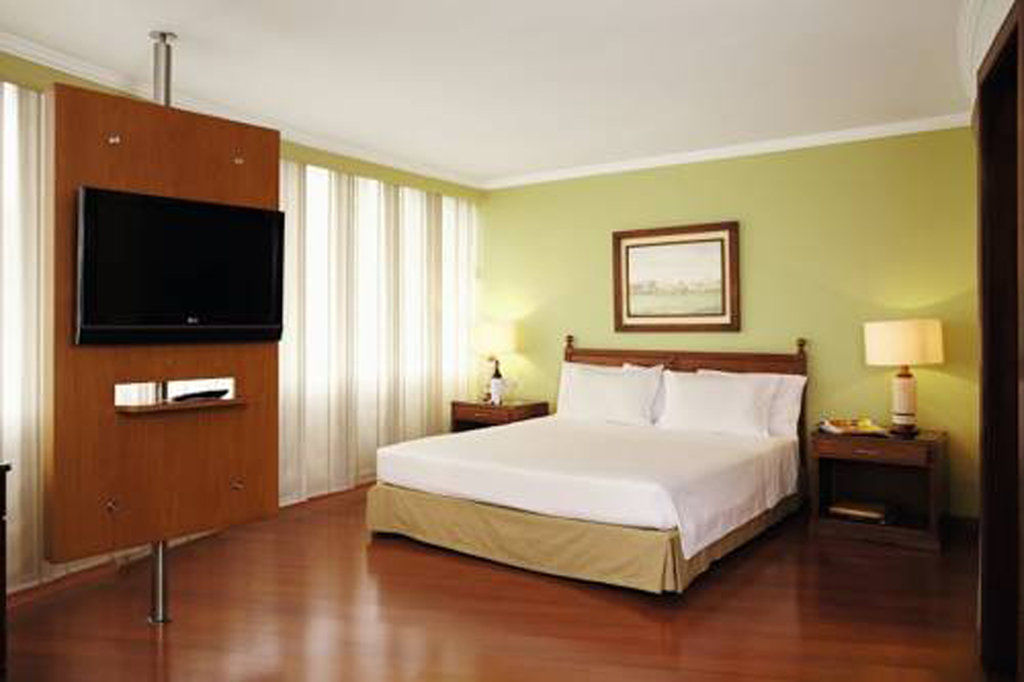 Cosmos 100 Hotel & Centro De Convenciones - Hoteles Cosmos Bogota Exterior photo A bedroom at the hotel